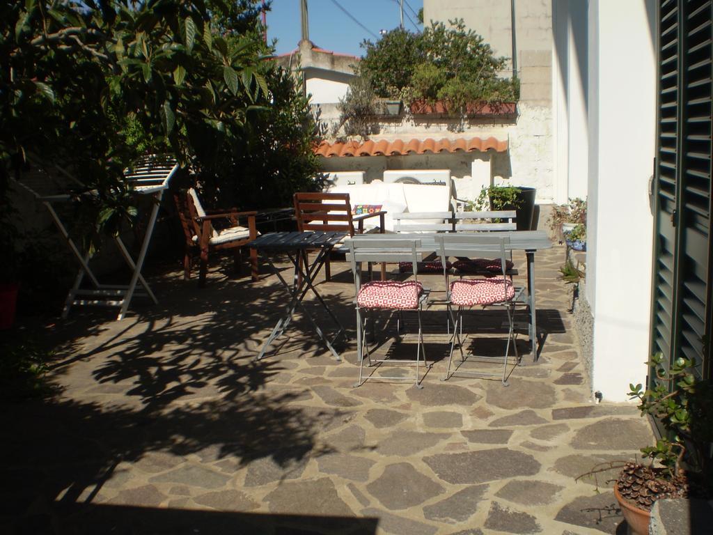 مبيت وإفطار Marrùbiu Il Giardino Di Emilio المظهر الخارجي الصورة